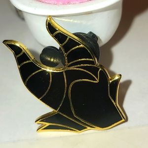 Disney Malificent pin